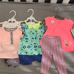 8 item bundle set - Carters 3 months